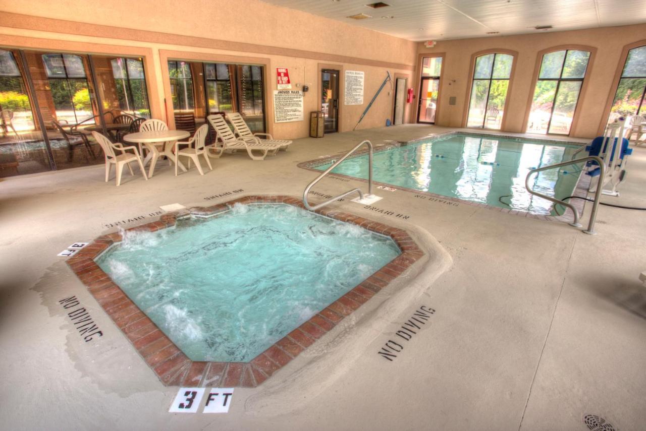 Budgetel Inn And Suites Plus Helen Exterior foto
