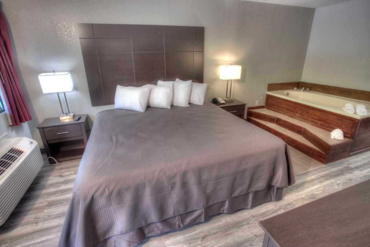 Budgetel Inn And Suites Plus Helen Exterior foto