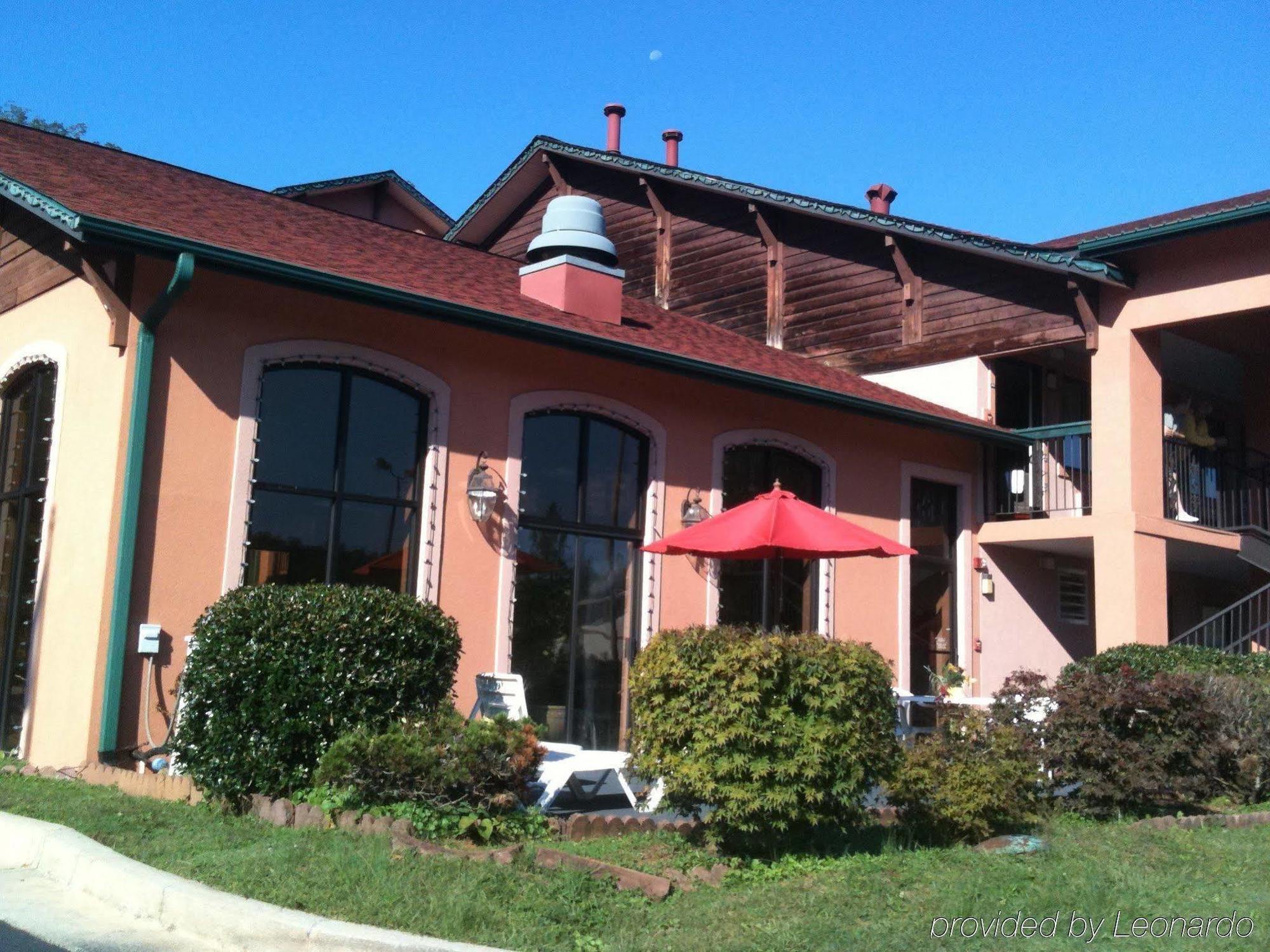 Budgetel Inn And Suites Plus Helen Restaurante foto